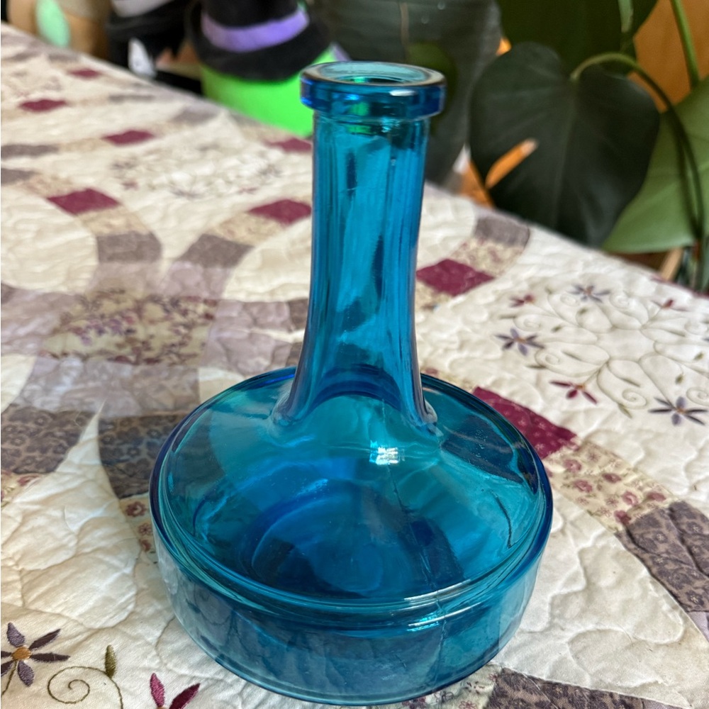 Vintage Mid Century Modern Blue Glass Genie Bottle Decanter Belgium 6 1/2"